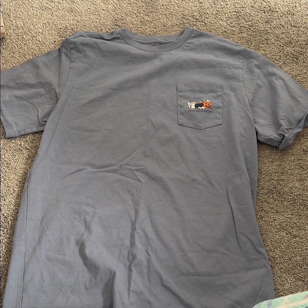 Vineyard vines halloween shirt Limited edition